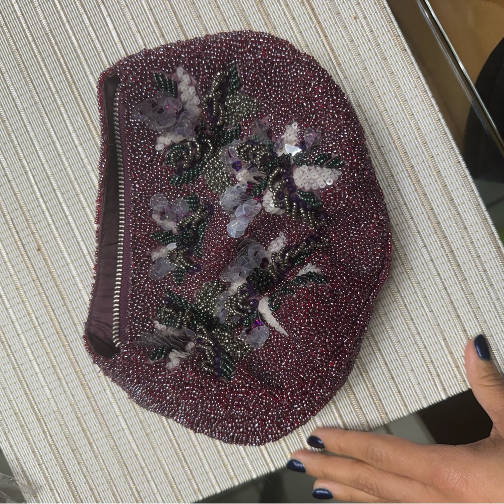Beaded Floral Clutch